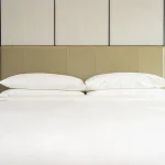 What Premium Electronics and Linens Define True Fully Furnished Apartments in Singapore